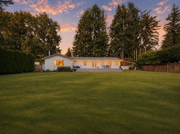 20068 42nd Ave, Langley, BC V3A 3A5