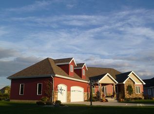 904 Lindsay Ct, Cottage Grove, WI 53527