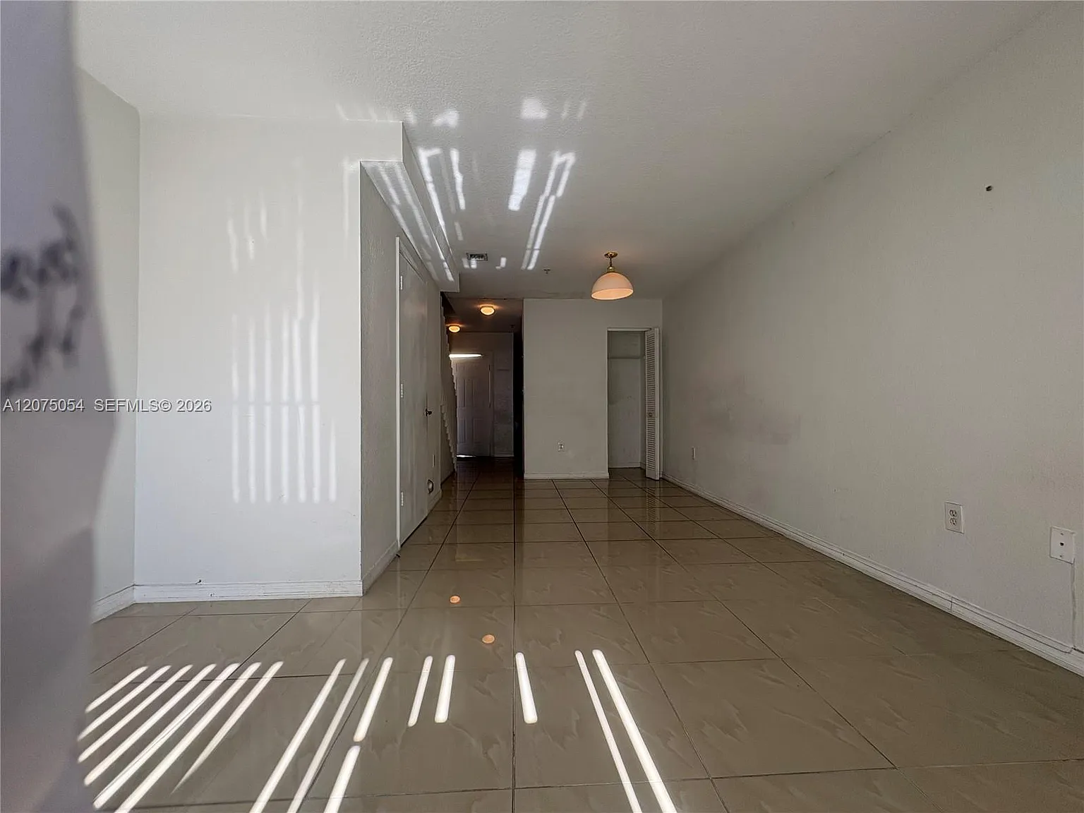 Aqua Vista Townhomes Cond — Photo 4