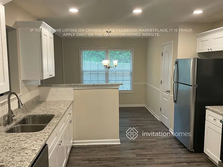 307 Peachtree Cir — Photo 8