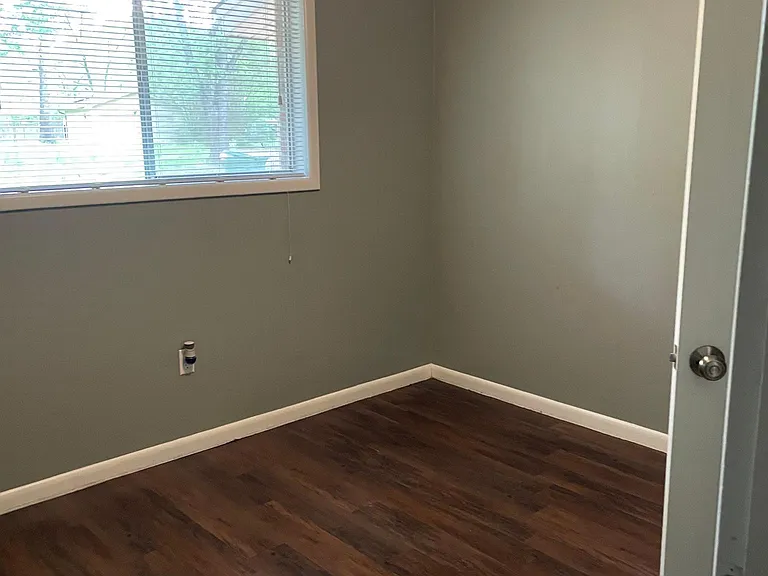 1319 Bellemeade Dr — Photo 9