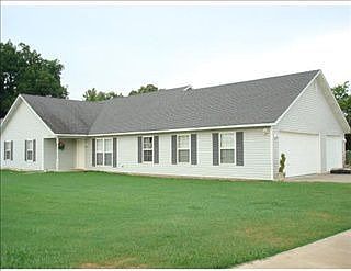 5th image of 2415 S Brandi Dr