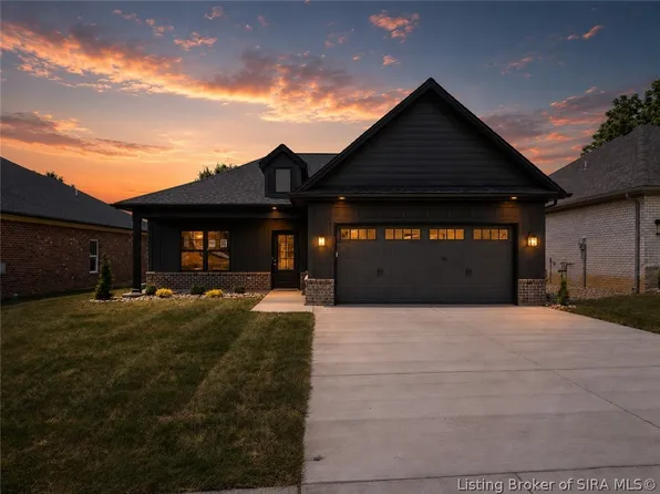 4622 Red Tail Ridge, Jeffersonville, IN 47130