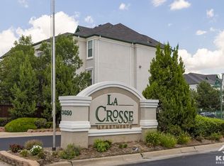 La Crosse Apartments, Wichita, KS 67220