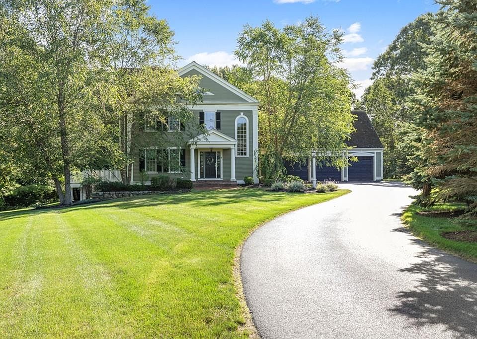 8 Brandon Woods Cir, Hingham, MA 02043 | Zillow