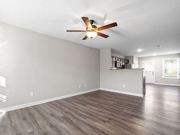 5th image of 235 Smithson Ln #A