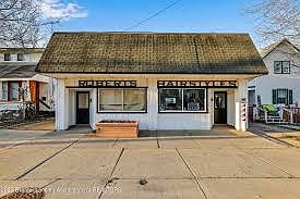 1st image of 719 W Saginaw St #2