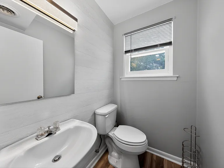 31 N Skyward Dr — Photo 8