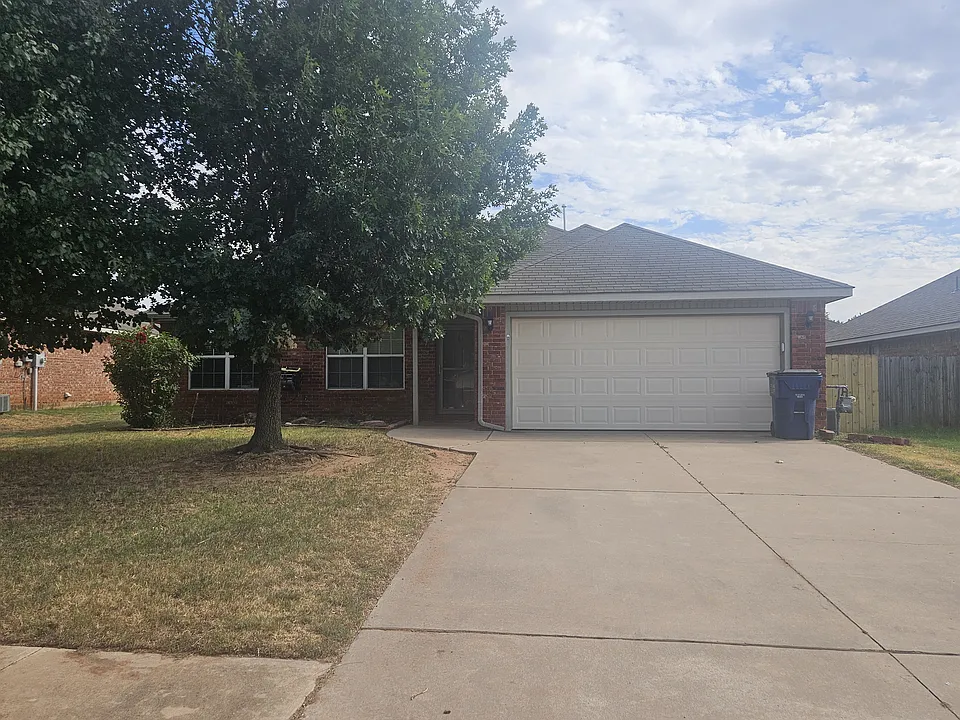 524 E Juniper Ln