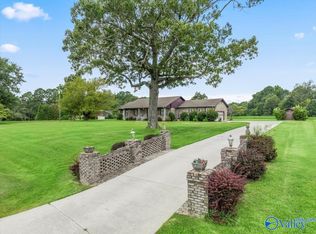 1545 Friendship Rd NE, Arab, AL 35016