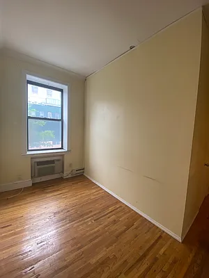 Rented by Oxford Property Group | media 29