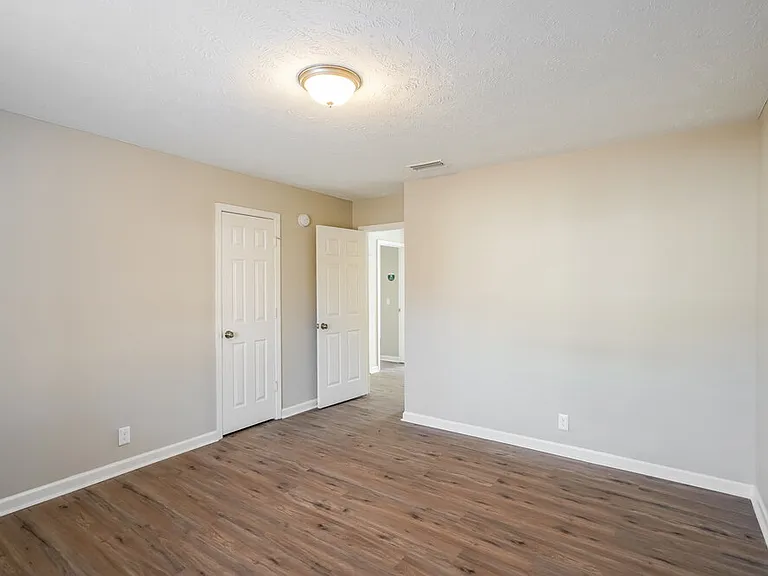 5125 Hickory Grove Dr — Photo 11