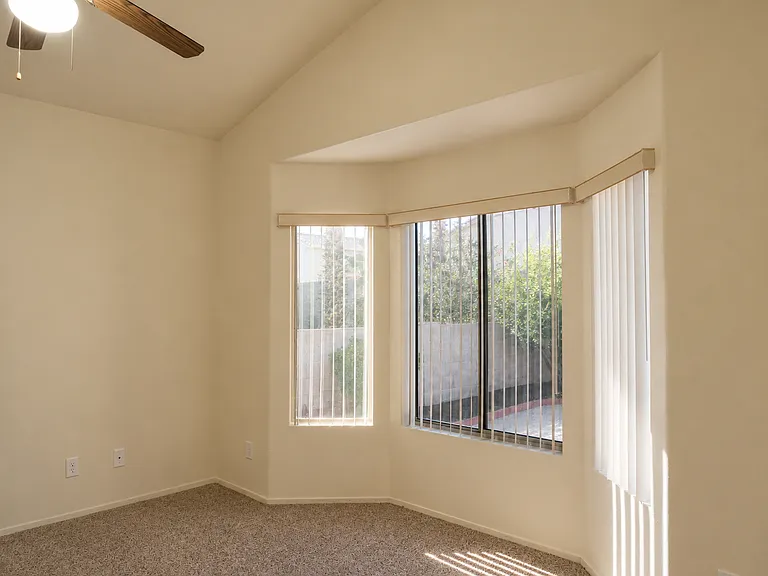 150 W Freddie Canyon Way — Photo 14