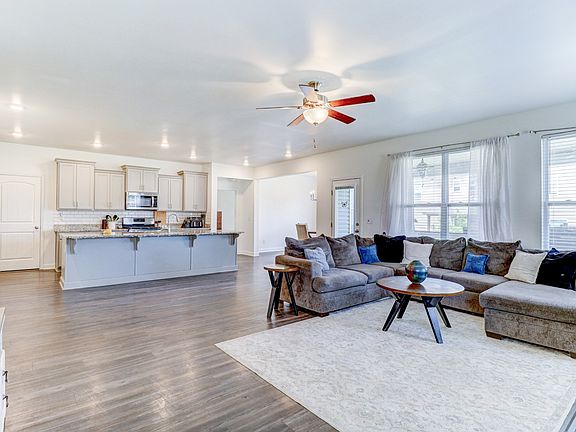4th image of 4012 Jacobcrest Ln