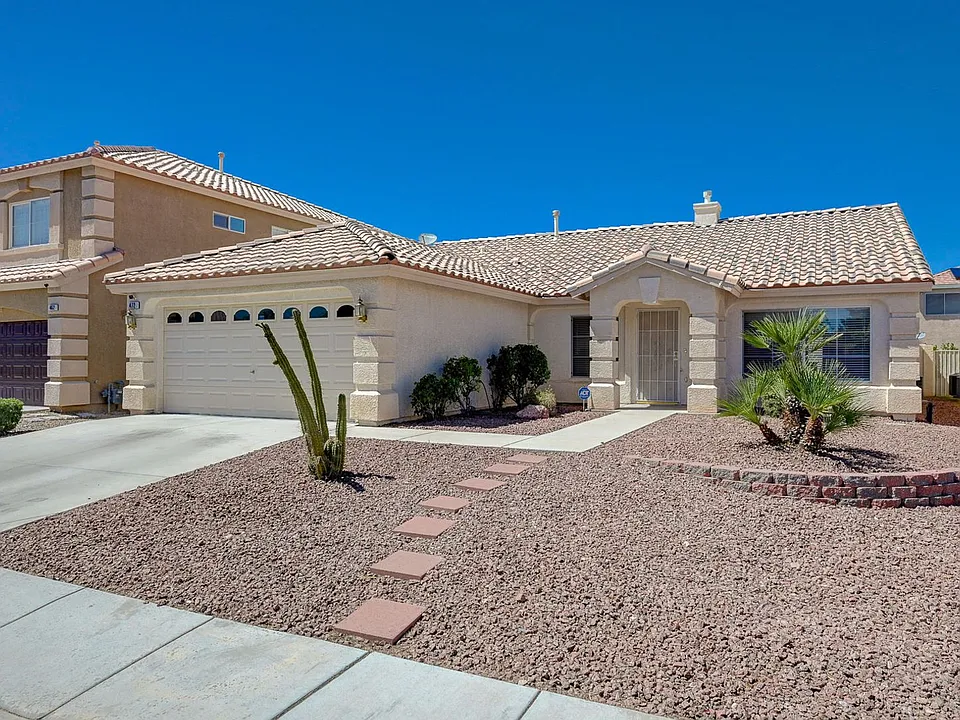 472 Staghorn Pass Ave