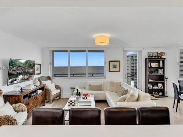 7135 Collins Ave APT 1126, Miami Beach, FL 33141