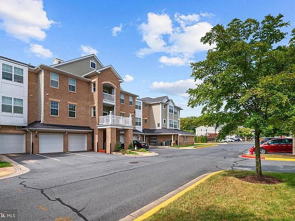 4th image of 1409 Wigeon Way APT 304