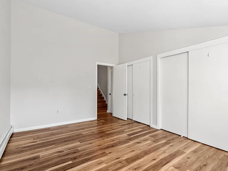 50 E Hill Rd #3L — Photo 8