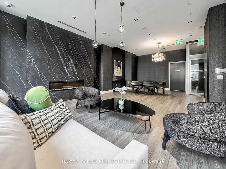 50 Dunfield Ave #LPH18 — Photo 29
