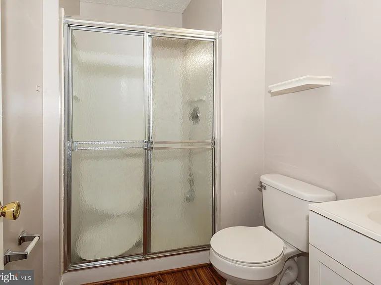 2406 Rosecroft Ct — Photo 23