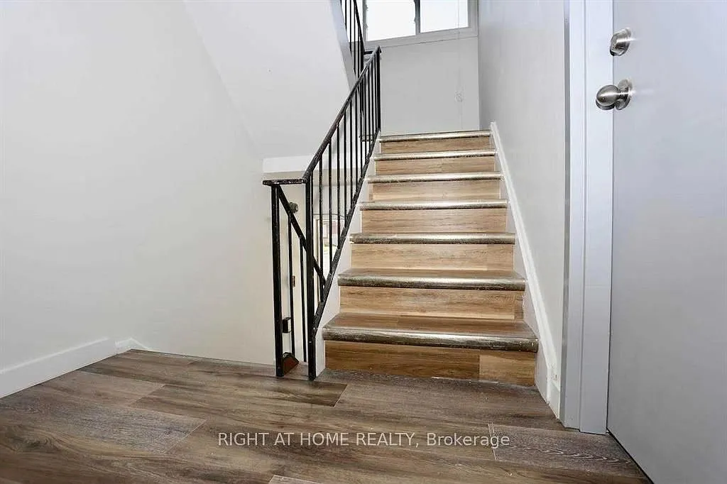 3 bed, $2,250 — Photo 3