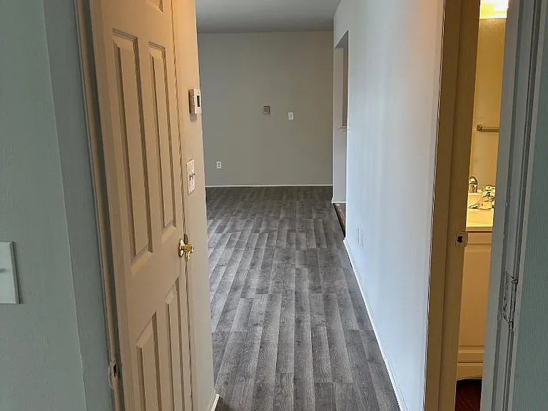 43780 Freeway Dr #101 — Photo 6