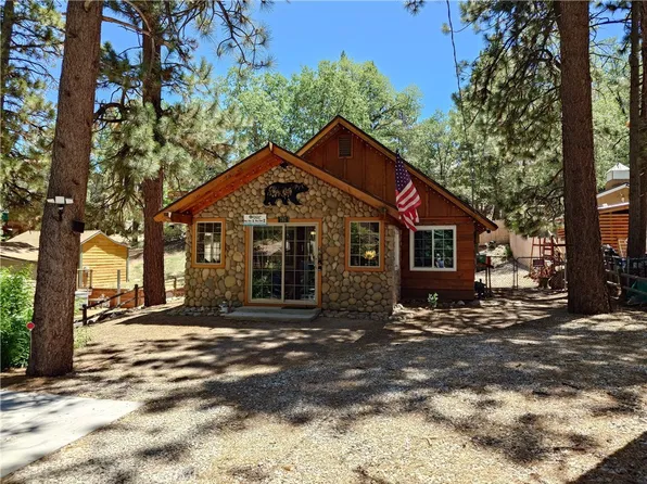787 Georgia St, Big Bear Lake, CA 92315