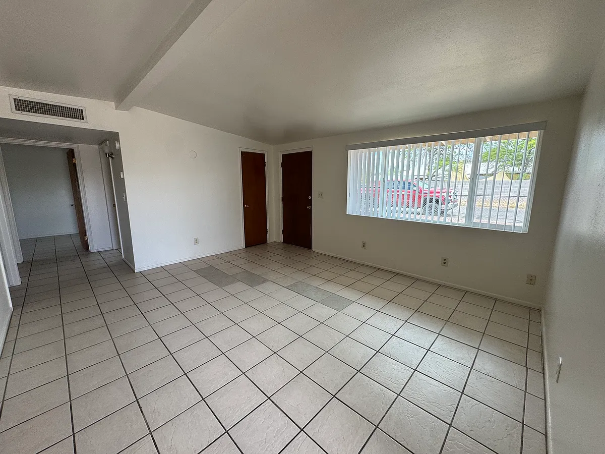 Building Photo - 2659 N Eastgate Dr
