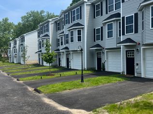 14 Velander St #B, Worcester, MA 01605