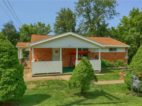 27 Suffolk Dr, Coraopolis, PA 15108
