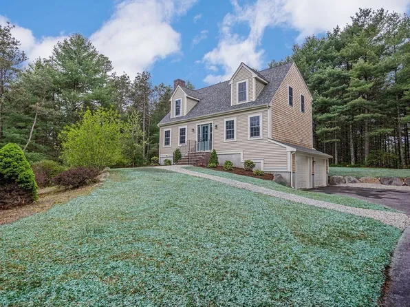 55 Myles Standish Dr, Carver, MA 02330