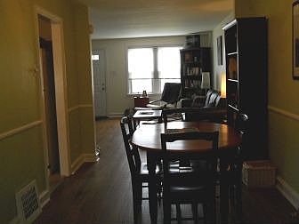 3rd image of 34 1/2 W Reamer Ave