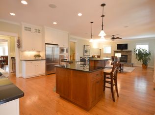 224 N Irving St, Arlington, VA 22201