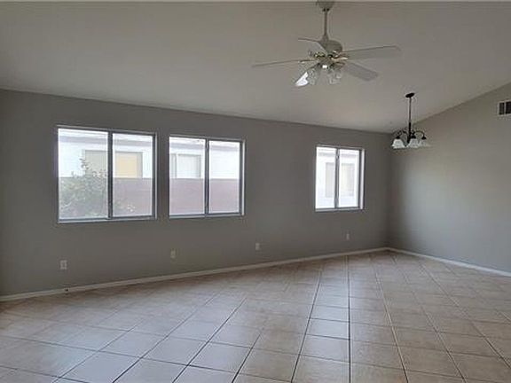 2nd image of 4505 Cielo Ln