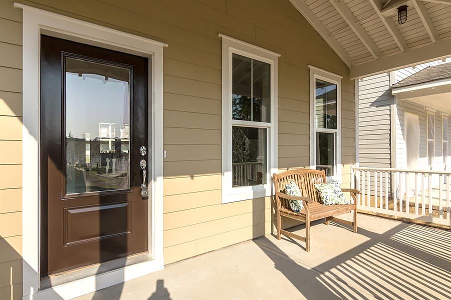 2nd image of 61 N Serenity Hill Cir