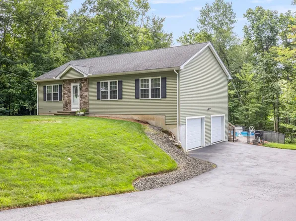 131 Adams Rd, East Brookfield, MA 01515