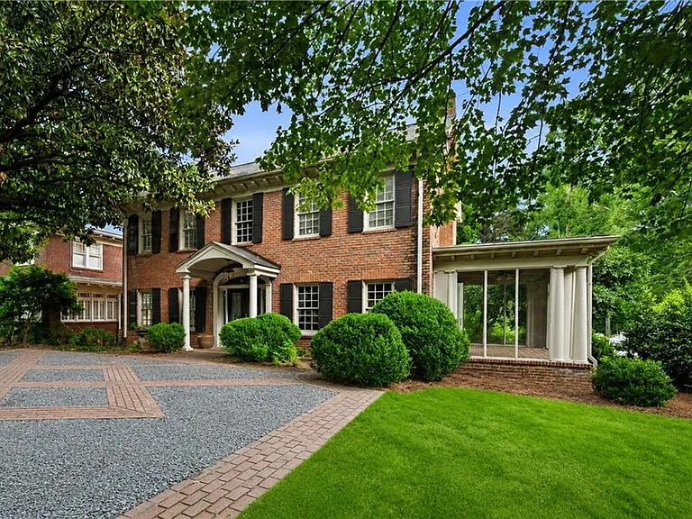1337 Briarcliff Rd NE — Photo 55