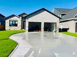 169 Summer St, Lakeshore, ON N8L 0G9