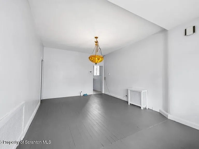 1413 Bulwer St #1 — Photo 6