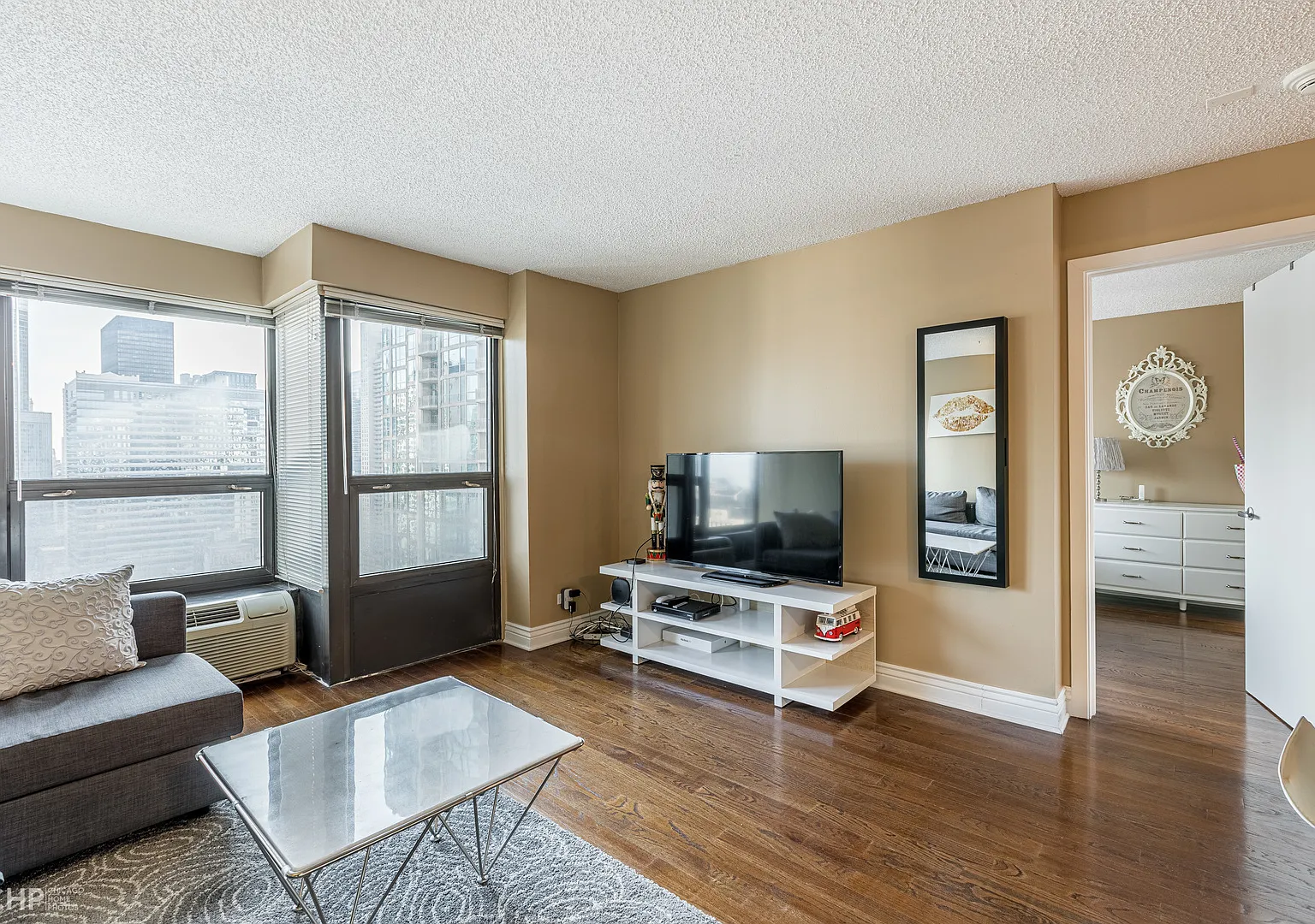1 bed, $2,500 — Photo 2