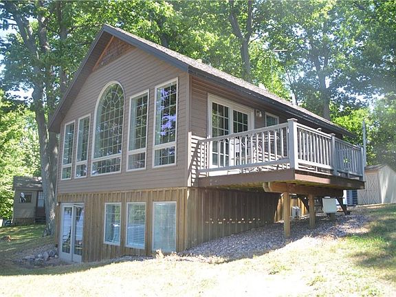 3rd image of 15715 Park Ln