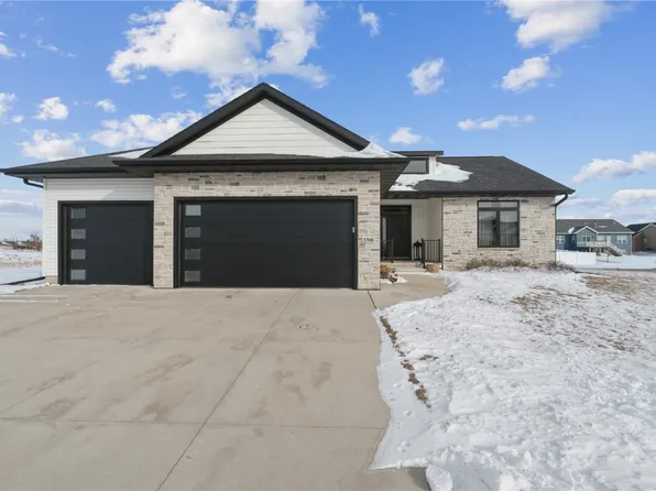 1300 Tramore Rd, Marion, IA 52302