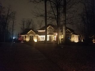 3890 Waterford Ct, Beachwood, OH 44122