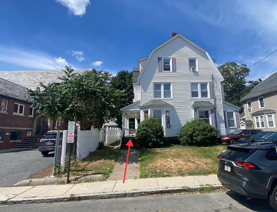 1st image of 12 Spring St #4