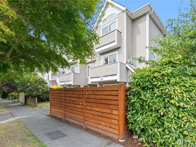 8825 Stone Avenue N #D, Seattle, WA, 98103
