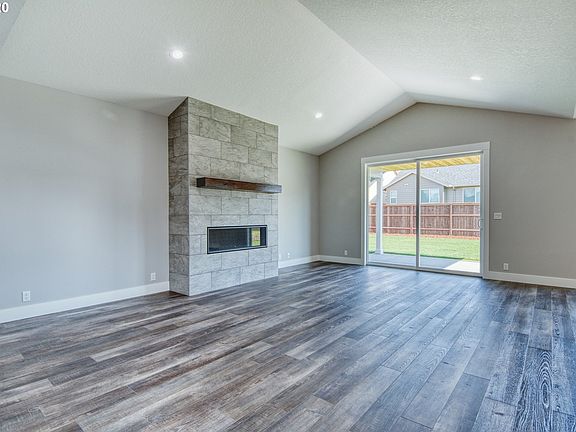 2nd image of 4117 SE 18th Ave