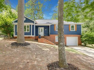 502 Thorngate Dr, Fayetteville, NC 28303
