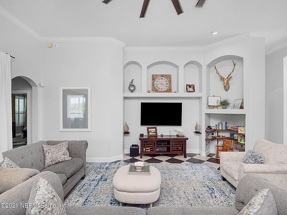 4th image of 13734 Wingfield Pl