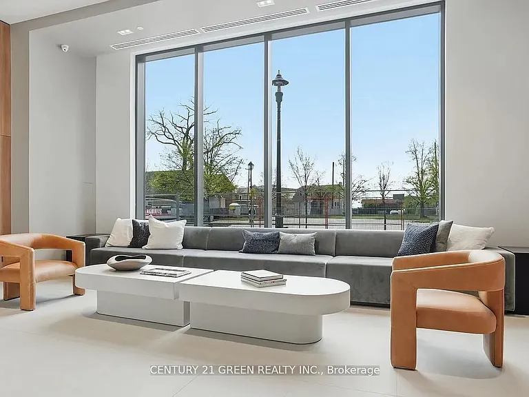 2075 Lakeshore Rd #412 — Photo 6