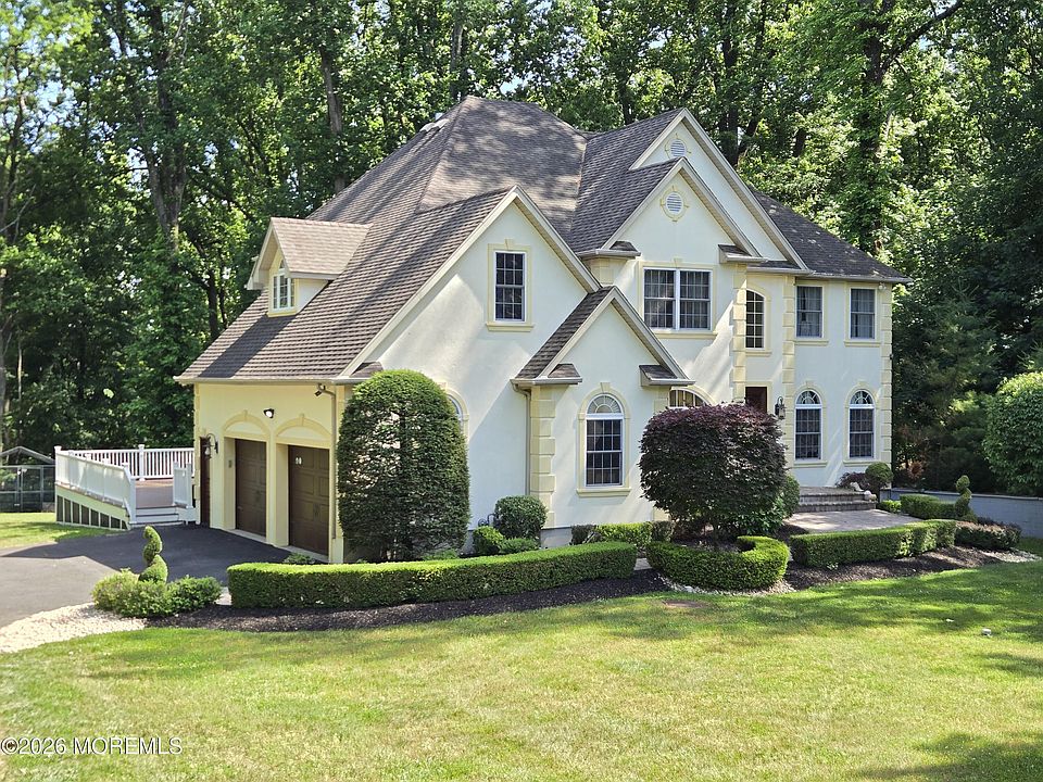1st image of 112 Beacon Hill Road